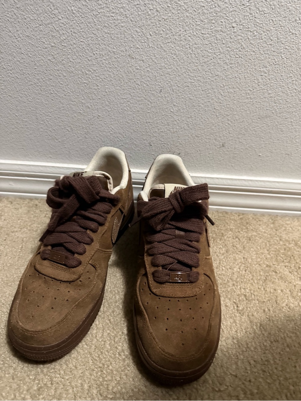 Nike Brown Suede Men’s Low-Top Sneakers